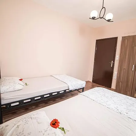 3 Bedroom Family House With Garden - Pool In بيت للعطل فتحية