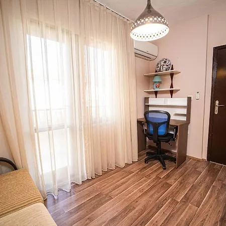 3 Bedroom Family House With Garden - Pool In بيت للعطل فتحية